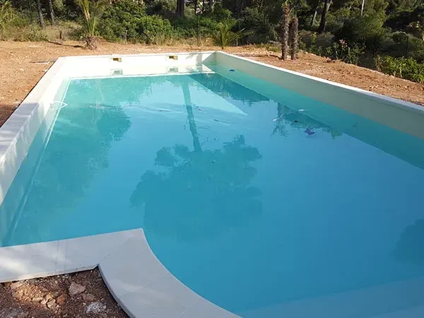 construction piscine à Ceyreste